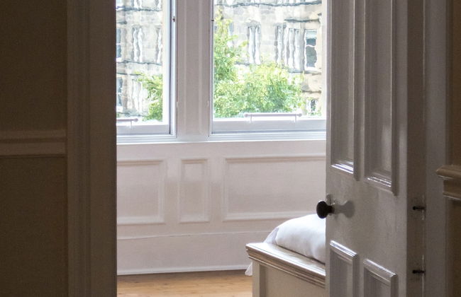 Silver Lining - Spottiswoode Apartment - Photo 2