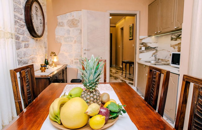 D & Sons Apartments - Photo 54