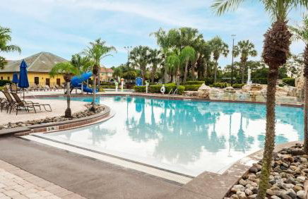 Near Disney - 5BR Home- Games Pool Hot Tub & BBQ - Foto 6