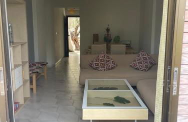 ELAIA by the sea guesthouse - Photo 2