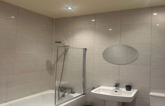 Charming 1-bed Apartment in Walton on the Naze - Photo 17