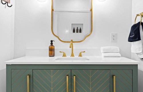 Charming 2nd-Floor Flat 3BR 2BA Free Parking - Foto 19