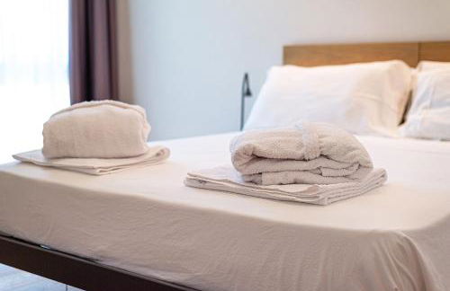 [Attico di Design] a 5 min da Centro e Fiera - Foto 12