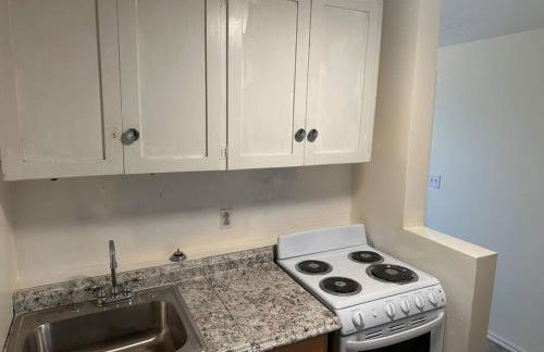 Cozy 1-Bedroom Apartment in Roy - Foto 10