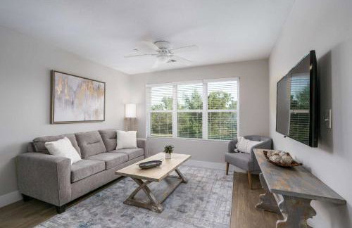 5th Quarter at Watercress- 0 9 Miles to UA- 2 BR 2 BA- Riverfront - Foto 1