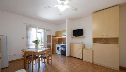 Monolocale ingresso indipendente con corte esclusiva - Foto 5