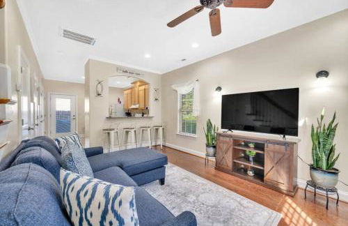 Cozy 2B Townhouse King Bed Free Parking TV in BRs - Foto 2