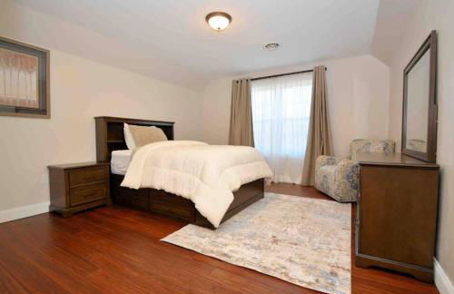 9 Bedroom Saratoga Retreat, In-Ground Heated Pool, HotTub, Firepit, Gourmet Kitchen, Private Office - Foto 60