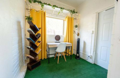 Spring Oasis Tucson 1BR 5 Min to UofA and Fun - Foto 48