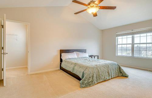 Close to Main Street Townhome in Zionsville - Foto 13