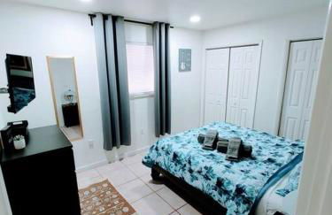 Amazing 5 Bedroom Pool Home - Minimum 28 days Stay Only Great Location! - Foto 8