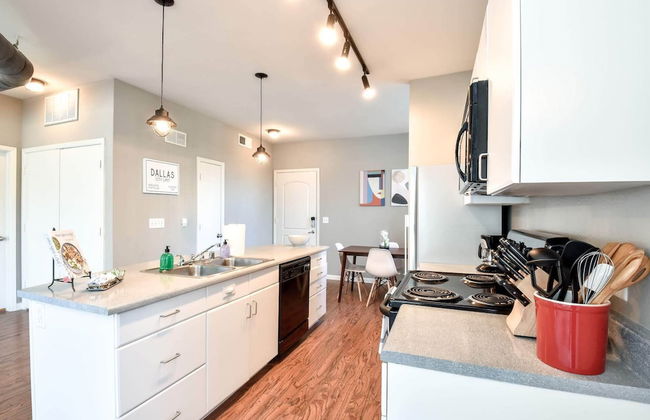 Plano Beautiful Studio Apartment - Foto 12