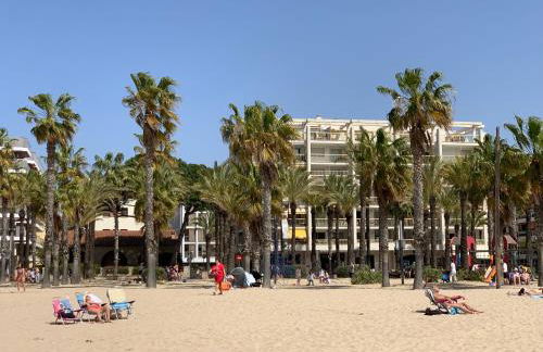 SOLIMAR 10 SALOU Solo FAMILIAS con Parking y piscina - Foto 54