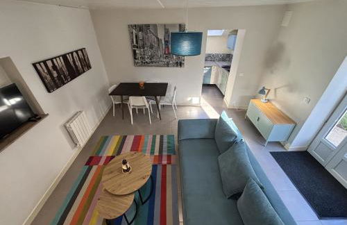 Maison Cosy & Colorée à Valence-en-Poitou Jardin & Parking - Foto 5