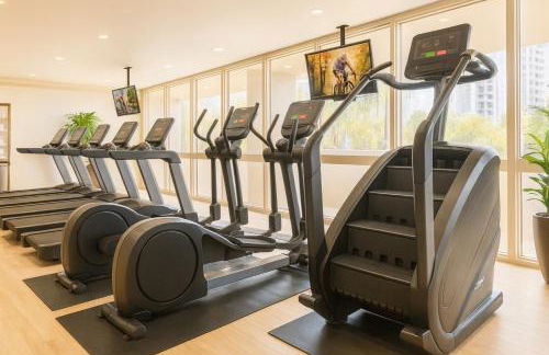 Marina Hideaway - Pool, Hot Tub & Gym - Photo 4