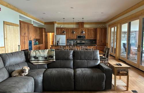 The Lodge at Pine Cone Lodge for Large gatherings! - Foto 45