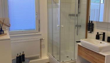 NeckarNest Ferienwohnung - Foto 2, Shower