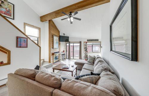 Angel Fire Resort Condo, 400 Feet to Chile Express - Foto 4