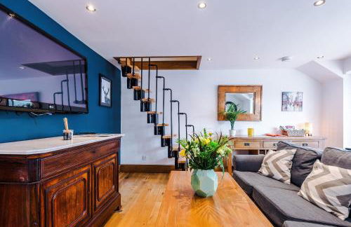 The Knutsford Townhouse by Staycay - Photo 9