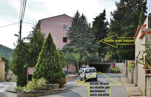 Studio classé 2 étoiles à 5 minutes du centre ville et 10 des Thermes - Foto 3