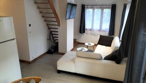 A découvrir Superbe Maison Calme et Lumineuse - Foto 1