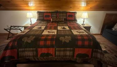 Prime Northern Maine Snowmobiling Retreat with Full Kitchen & Winter Trails Access - Foto 4
