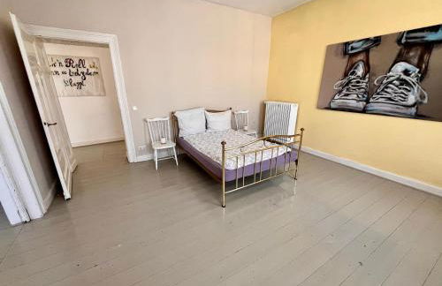 Beautiful apartment in a historic villa - Photo 47