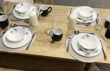 BAF Luxury Stays - Billing Aquadrome - Caravan Sleeps 8 - Photo 9