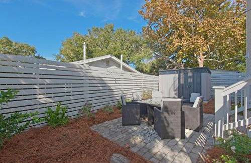 Golf Cart, 3 King Beds, Covered Rooftop Area, Half Mile to Beach! - Foto 43