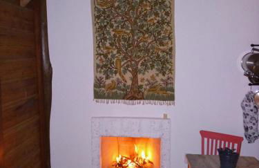 Bangalo a beira do rio em plena natureza - Foto 17