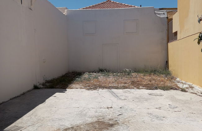 The Red Door in Koskinou - Photo 25