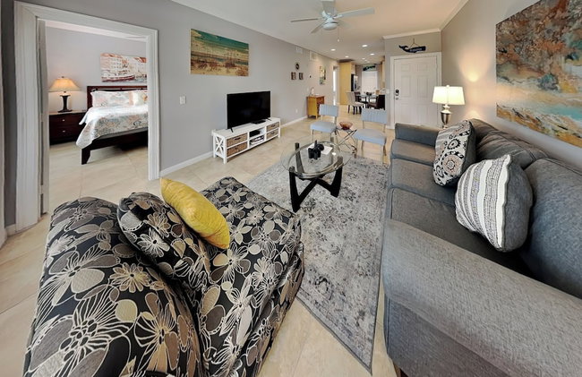 Hook, Wine & Sinker by Ryson Vacation Rentals - Foto 8