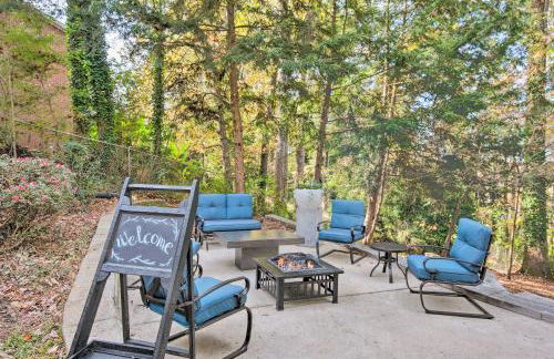 Serene Home with Fire Pit, Deck and Easy Access to ATL - Foto 2
