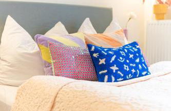 RetroPop Designerzimmern Nahe Alster & City für 2 Personen by LDGG - Foto 62