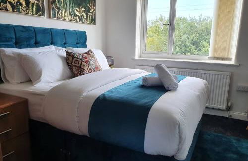 Spacious 3BR - Nr Clifton Train Station 510min walk - Garden Free Parking - Foto 21