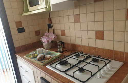 Elegante e Solare in pieno centro e da tutto - Foto 12