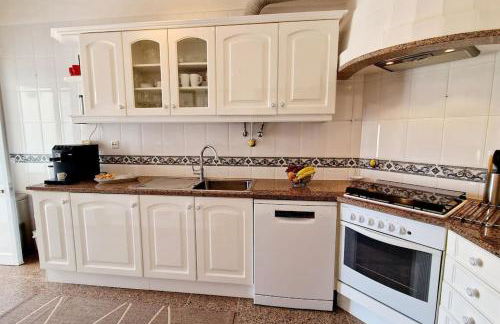 Jasmine apartment next to Meia Praia Beach - Foto 22