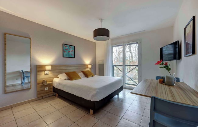 Comfort Aparthotel Divonne L'Oree du Parc - Foto 1