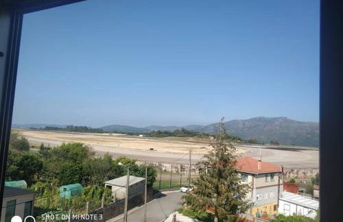 Piso en sitio tranquilo Zona del aeropuerto de VGO - Foto 8