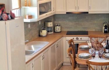 Aerie House Skiathos 2 bedroom 2 bathroom apartment with sea view - Foto 9