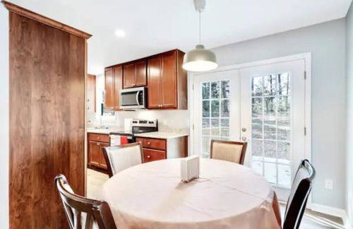 North Raleigh Private Retreat - Foto 43