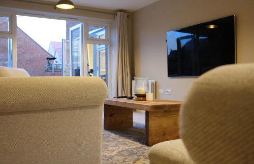 Luxury 6-Bedroom House 5 minutes from Bicester Village Shopping Outlet - Perfect for Business and Family Stays! Private Parking for 4 Cars! - Photo 18