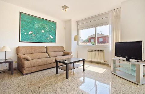 R11 Casa Blanca con gran jardin y piscina - Photo 6