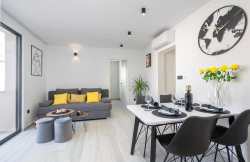 Apartman Nela Srebreno - Foto 1