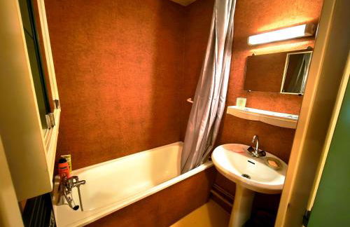 Appartement en rez-de-jardin à 300m des pistes - Foto 10