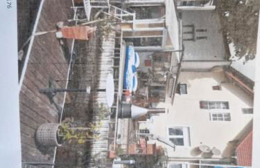 Dachgeschosswohnung im Haus am See von Berlin - Foto 1