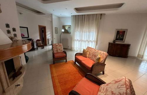 Charming House in Marsala with Private Garden - Foto 25