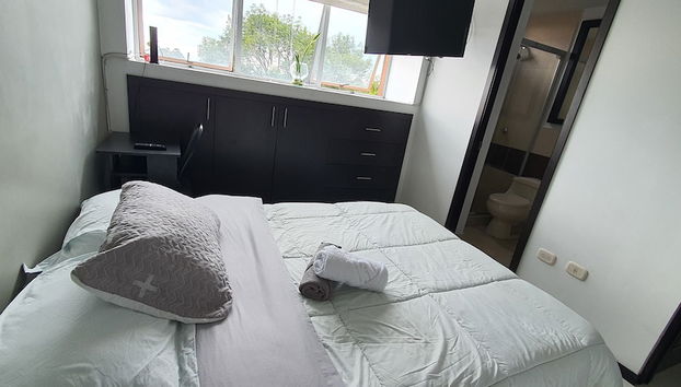 Modern Miravalle Apartment - Foto 3, Habitación