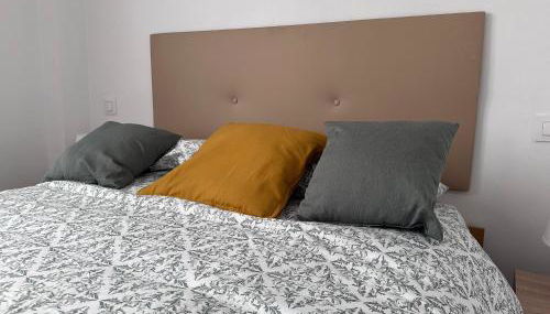 Acogedor Apartamento con vistas a la Catedral y parking - Foto 5