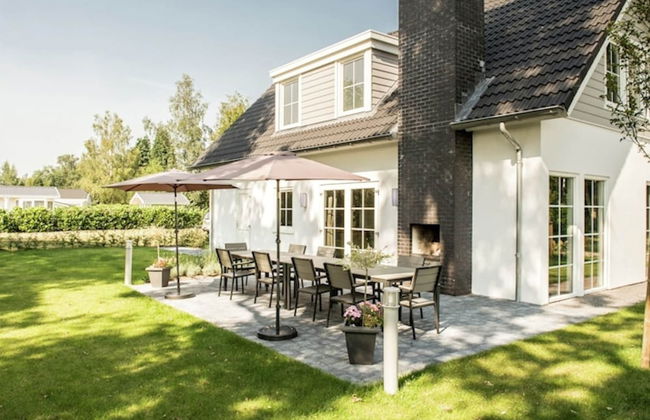 Villa in Parc de Kievit With Garden & Fireplace - Foto 12